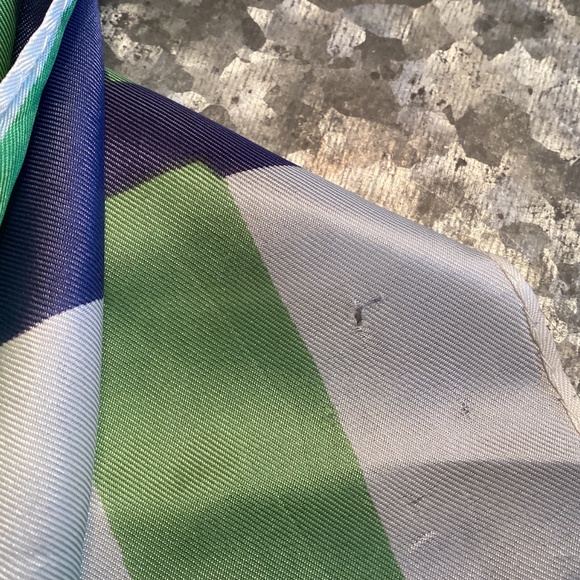 VINTAGE SCARF greens and blues๐๐๐๐๐๐๐๐๐ - Picture 3 of 6